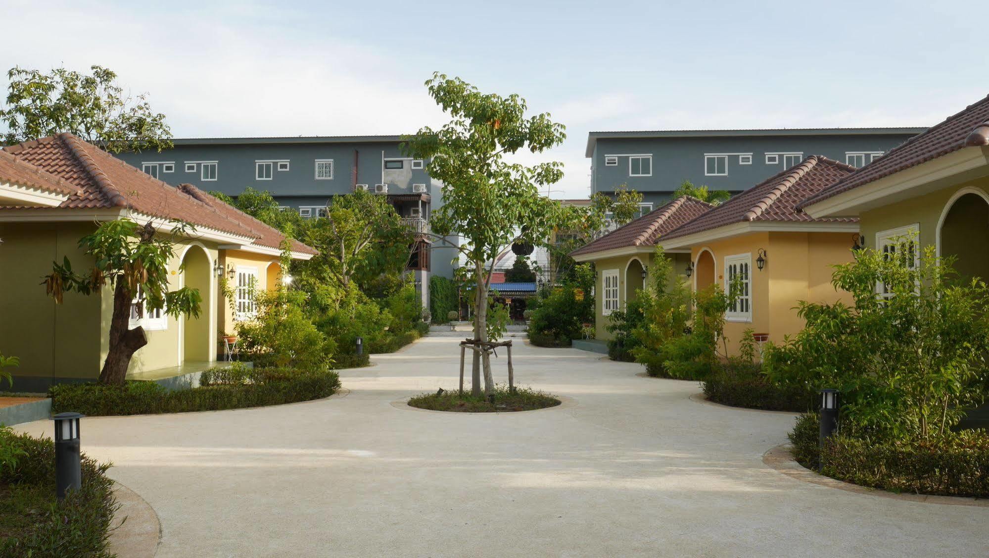 Wangpla Villa Resort Nakhon Sawan Eksteriør bilde