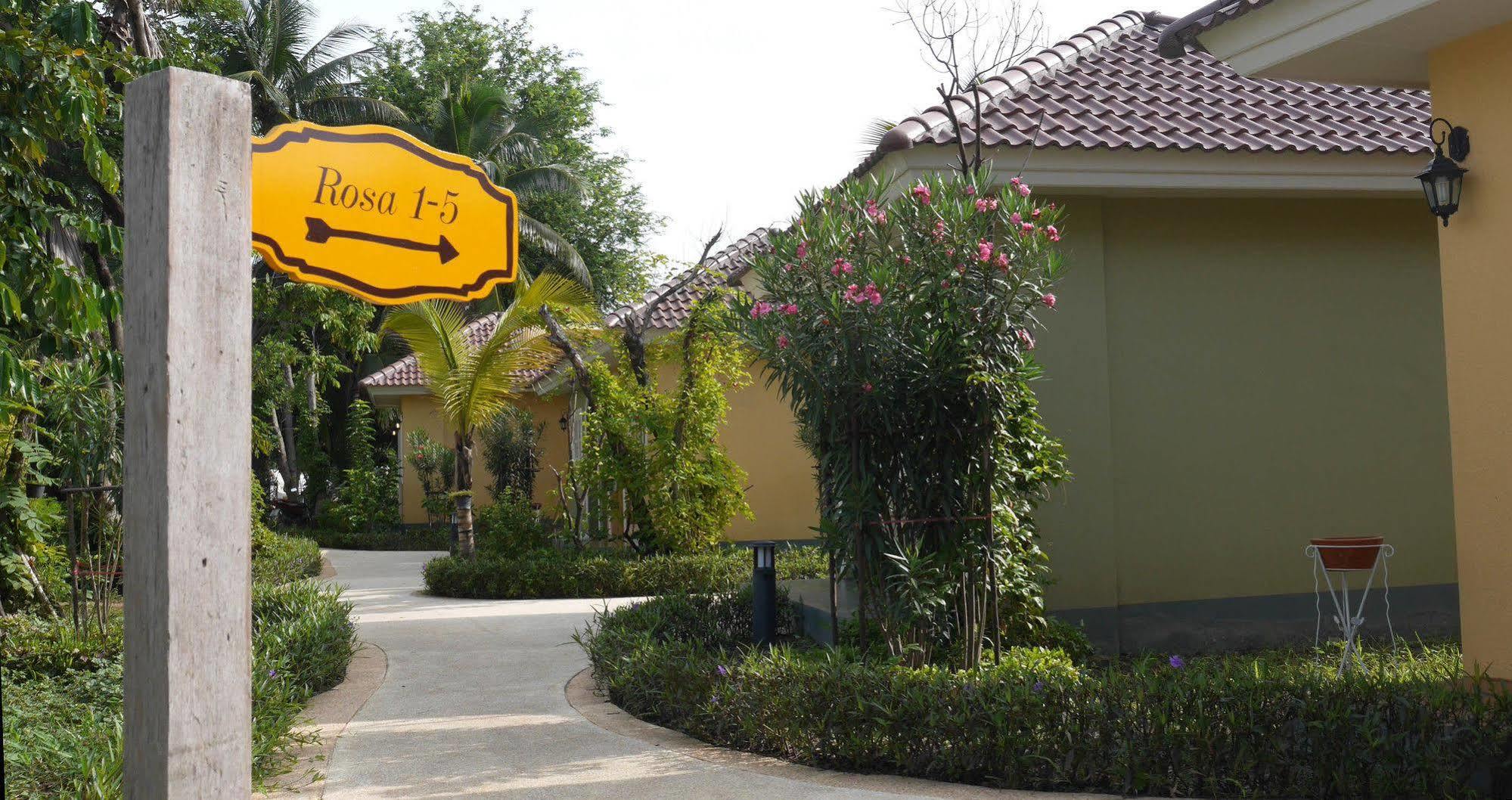 Wangpla Villa Resort Nakhon Sawan Eksteriør bilde